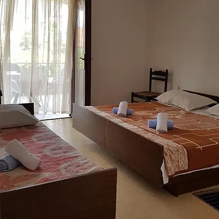 House Fani * Zastražišće